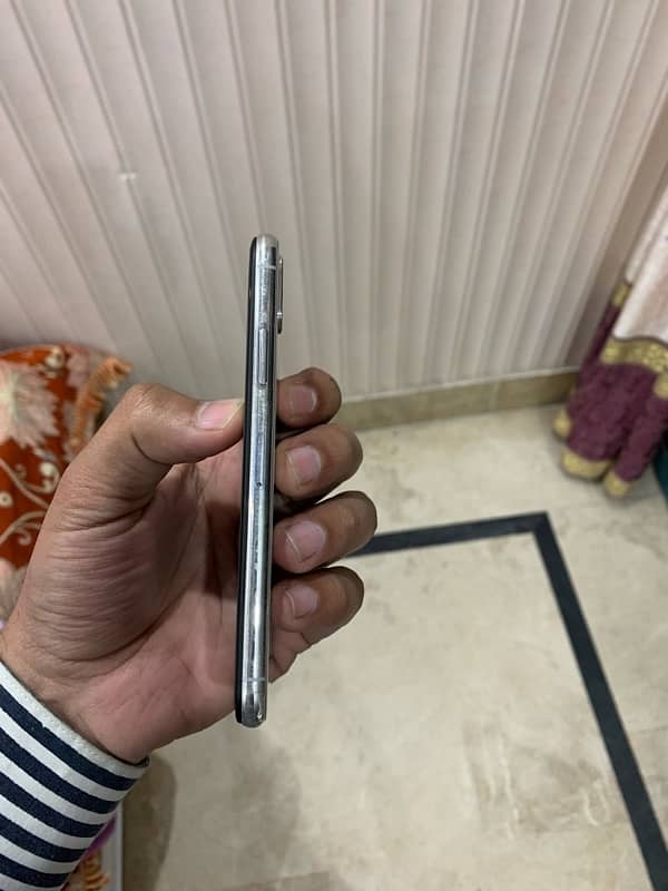 Apple iphone x pta approved 64gb 7