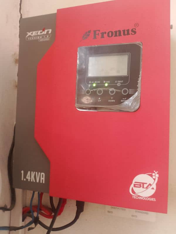 fronus inverter aor aik 60 ampair ka controler. whatsapp 03027193630 0