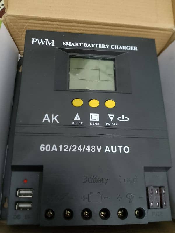 fronus inverter aor aik 60 ampair ka controler. whatsapp 03027193630 7