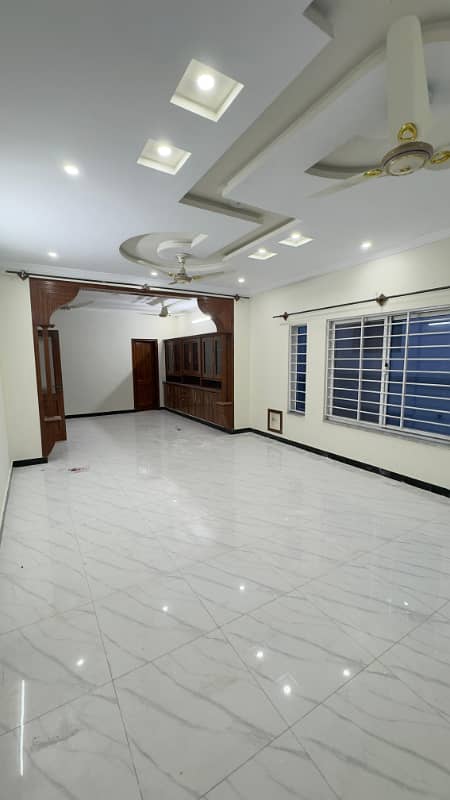 1 Kanal upper portion available for rent in G15 9