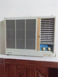 0.75 ton japani ac . 100% working condition