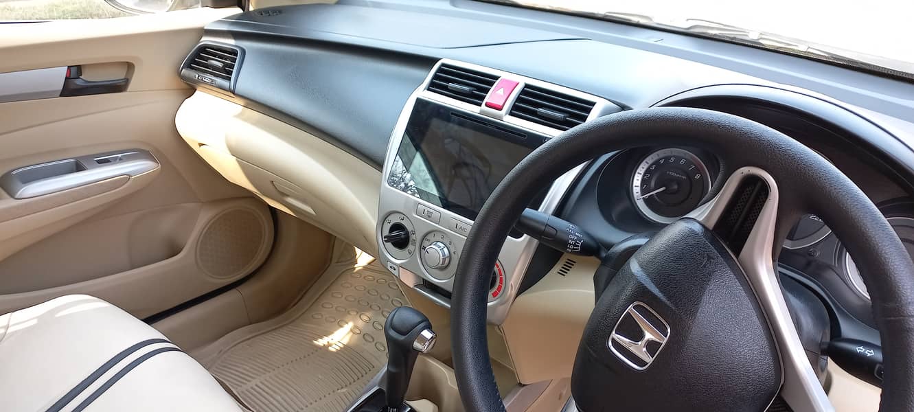 Honda City IVTEC 2019 14