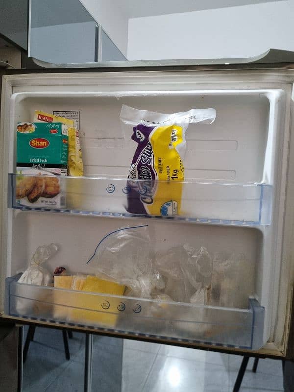 Refrigerator for sale 3