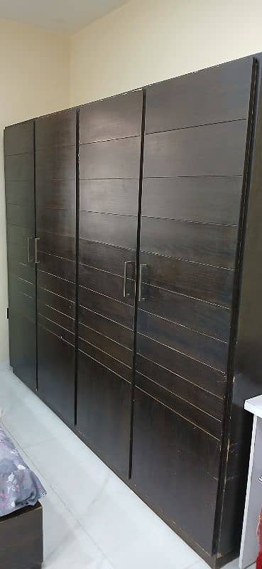 Four Door slightly Used Cupboard for sale 6.5 fit height, 8 fit width