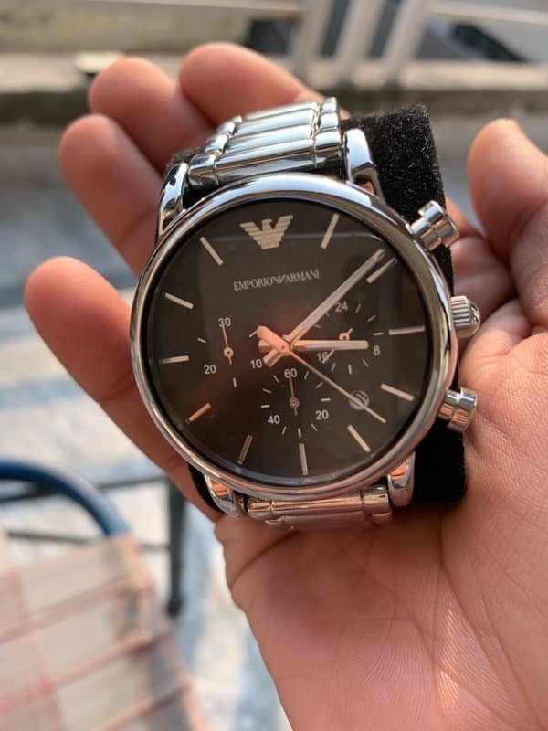 EMPORIO ARMANI WATCH BRANDED ,ORIGINAL WITH GURANTEE 1