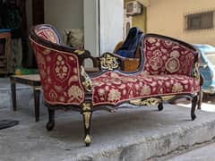 Antique  love seti 2 seater in good condition