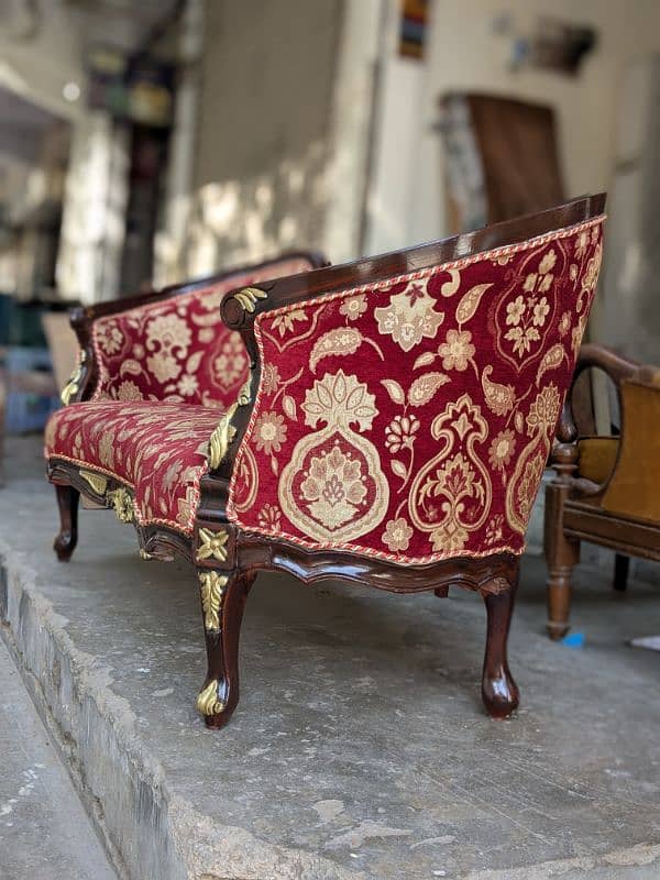 Antique  love seti 2 seater in good condition 3