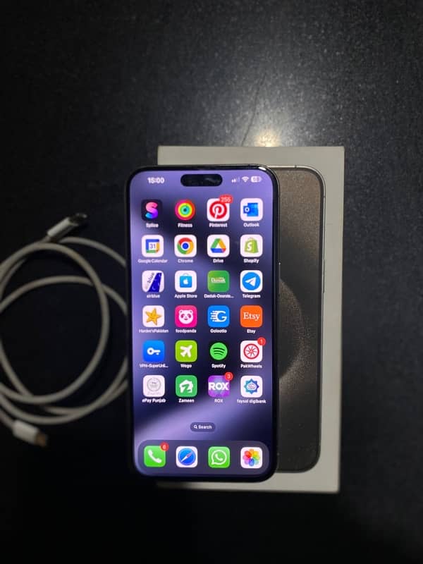 iPhone 15 pro Max 256 GB 6