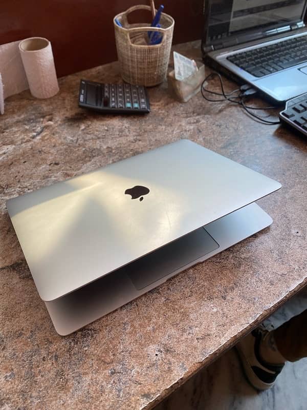 Macbook Air 2019 128GB 2