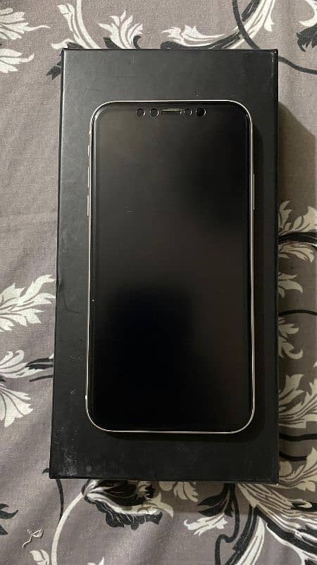 Iphone 11 64gb Non PTA Factory Unlock 1