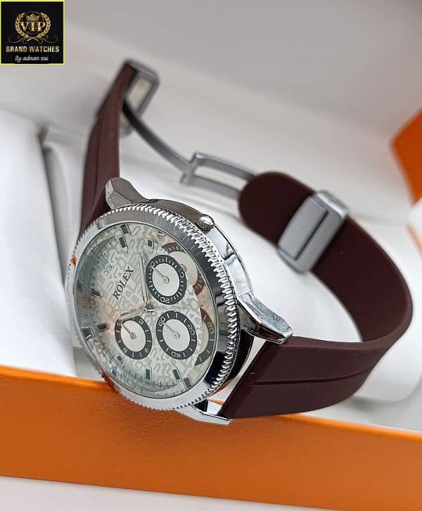 ROLEX GENT'S WATCH  GOOD LOOKING GOOD QUALITY STRAP  MAGNETIC 1