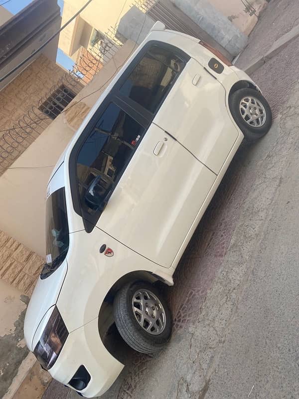 Suzuki Wagon R 2019 4