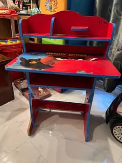 Kid study Table for sale