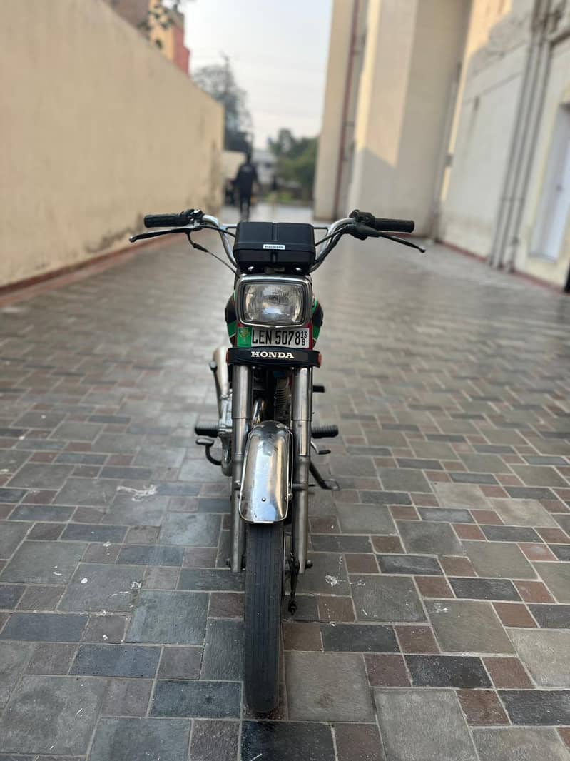 Honda CG 125 2013 5