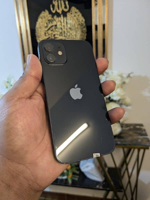 iphone 12 64 GB 6