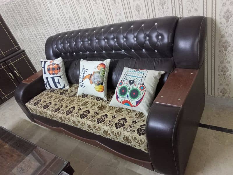 6 Seater Sofa Set In New Condition 0