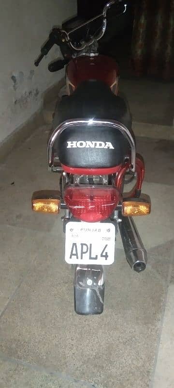 New Honda CD70 0