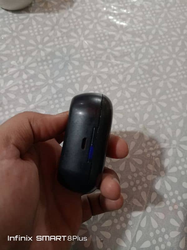 Bose Bluetooth good condition 0/3/1/3/4/1/1/6/9/8/4 5