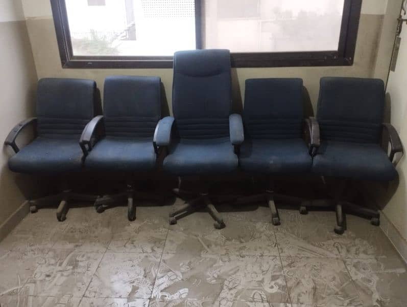 Office Chair Revolving Set 0