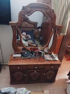 Stylish wooden Dressing Table with new Mirror and sitting table