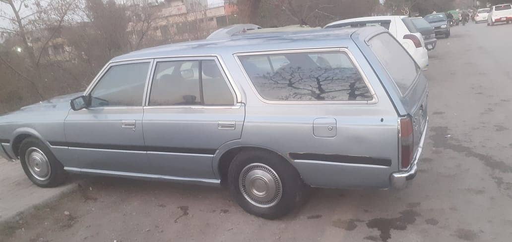 Toyota Crown 1982 5