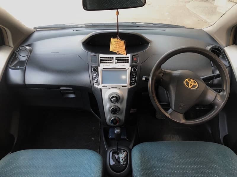 Toyota Vitz 2006 5