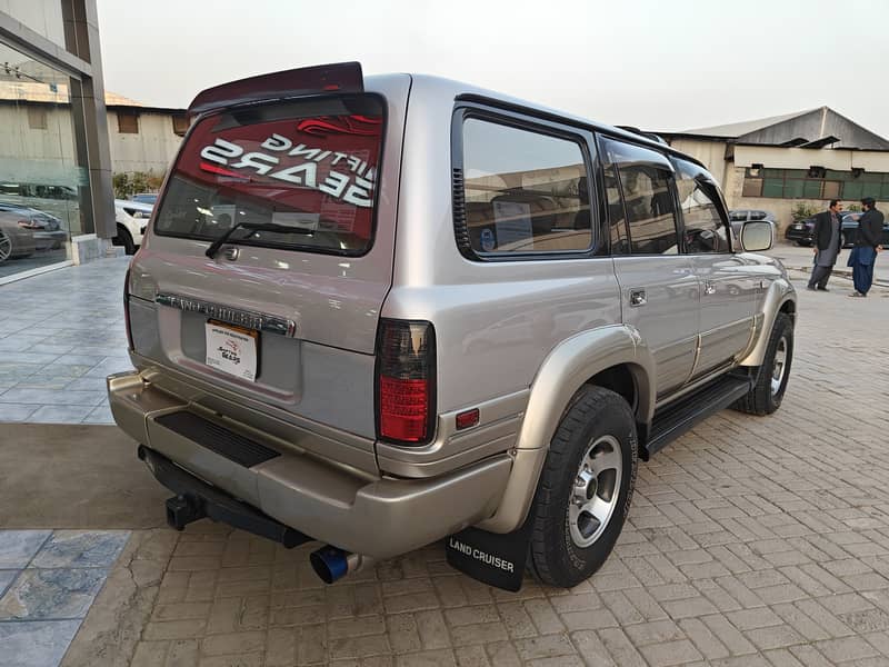 Toyota Land Cruiser 1996 5