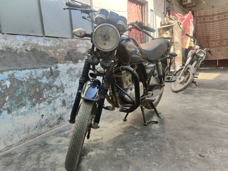 Suzuki 150CC Karachi Number 0