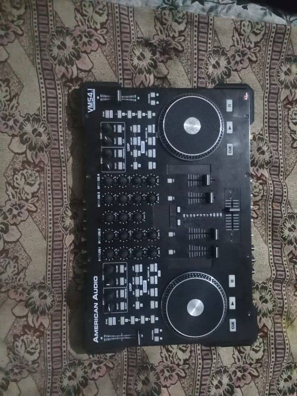 IMPORTED DJ SYSTEM GOOD CONDITION 0/3/2/9/8/1/6/4/9/3/2 0