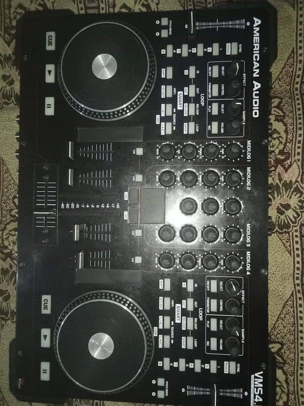 IMPORTED DJ SYSTEM GOOD CONDITION 0/3/2/9/8/1/6/4/9/3/2 1