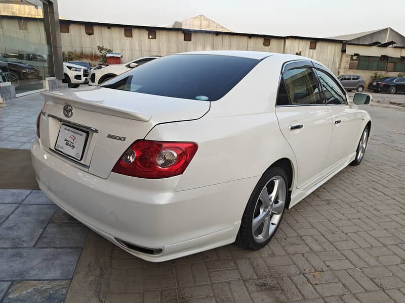 Toyota Mark X 2004 4