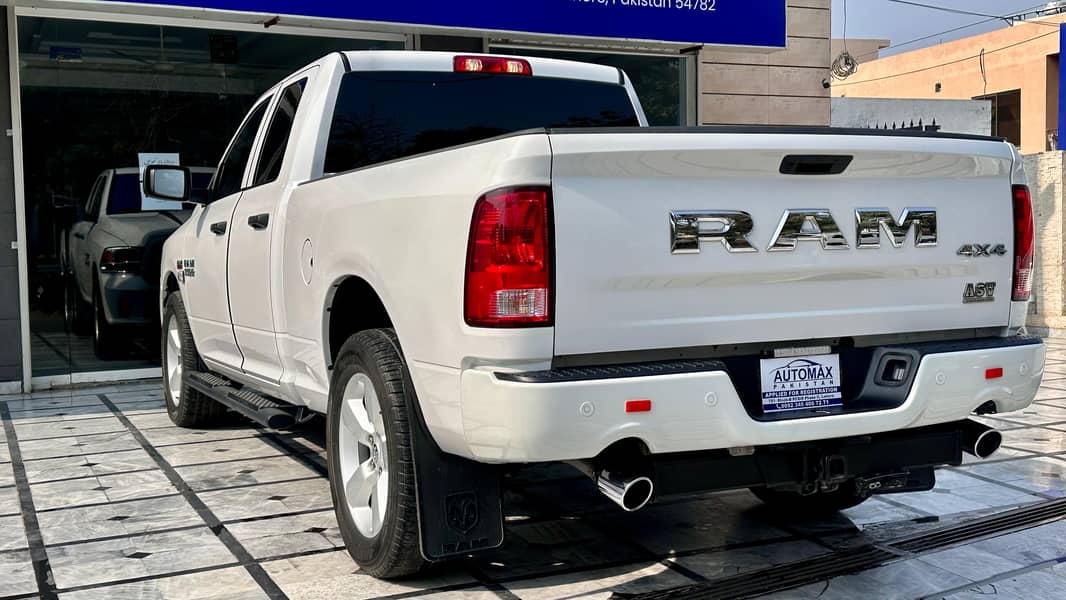 Dodge Ram 1500 Hemi - 2020 7