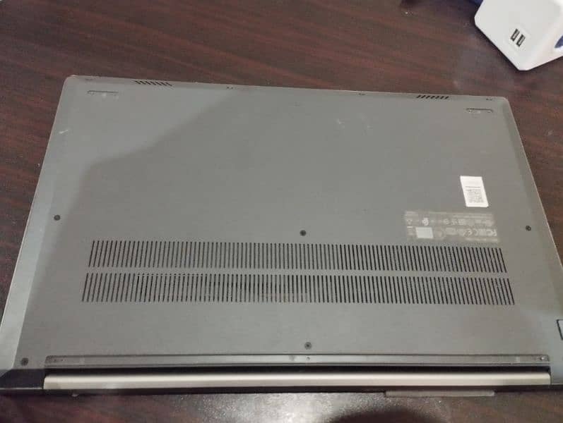 Lenovo thinkpad Core i7 11th gen 5