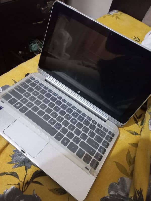 Hier Y11B laptop & pad new Condition 0