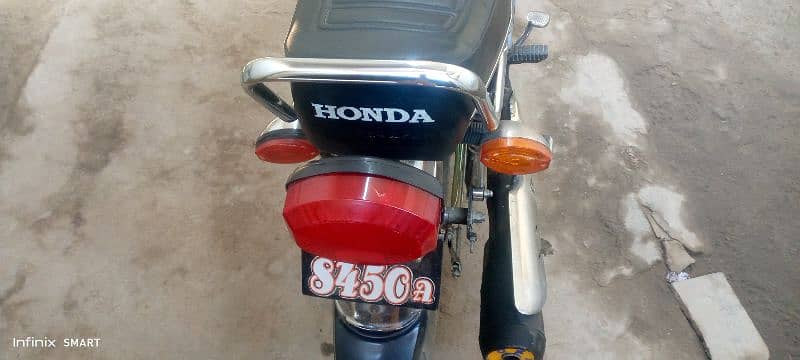 Honda CG 125 good condition original tanke tappe  number 3485583076 4