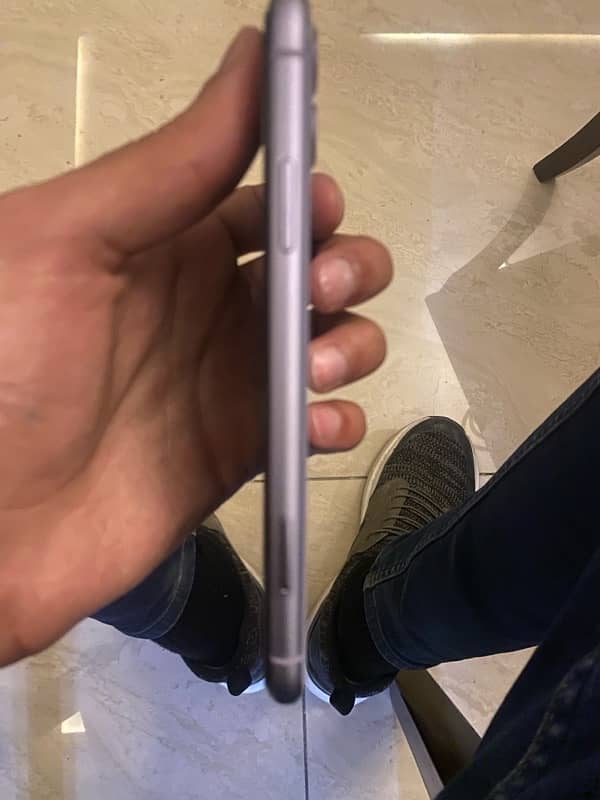 iphone 11 64 gb 100 health 0