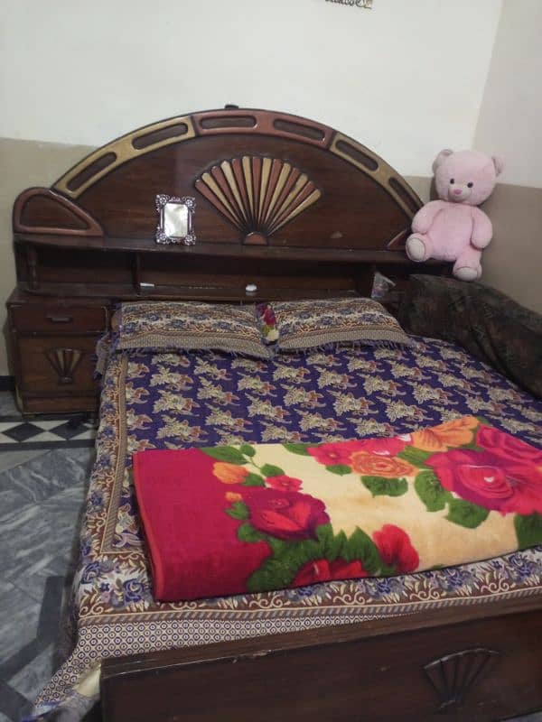 wooden bed for sale (only bed) 0