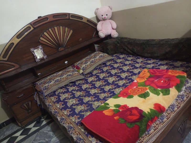 wooden bed for sale (only bed) 1