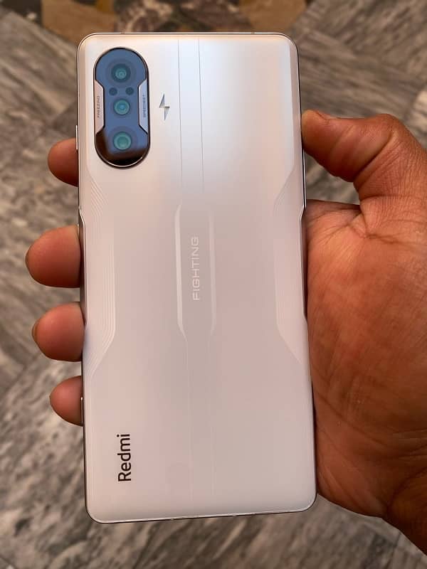 Redmi K40 pro 12+5gb ram 128gb storage 90fps 1