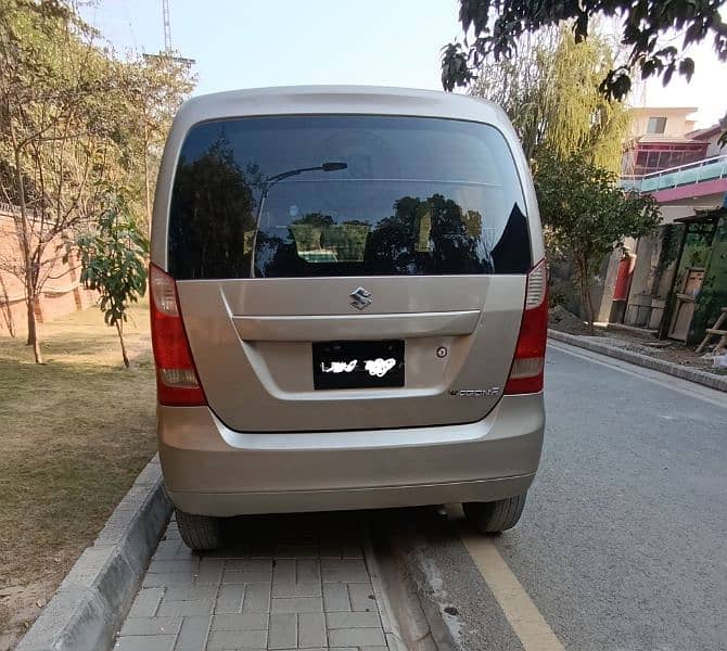 Suzuki Wagon R 2014 5