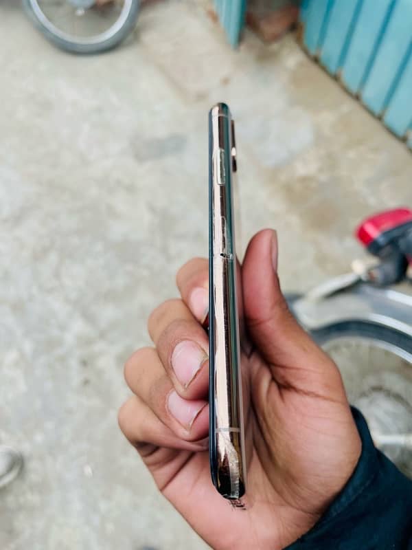 iPhone xs non pta 3