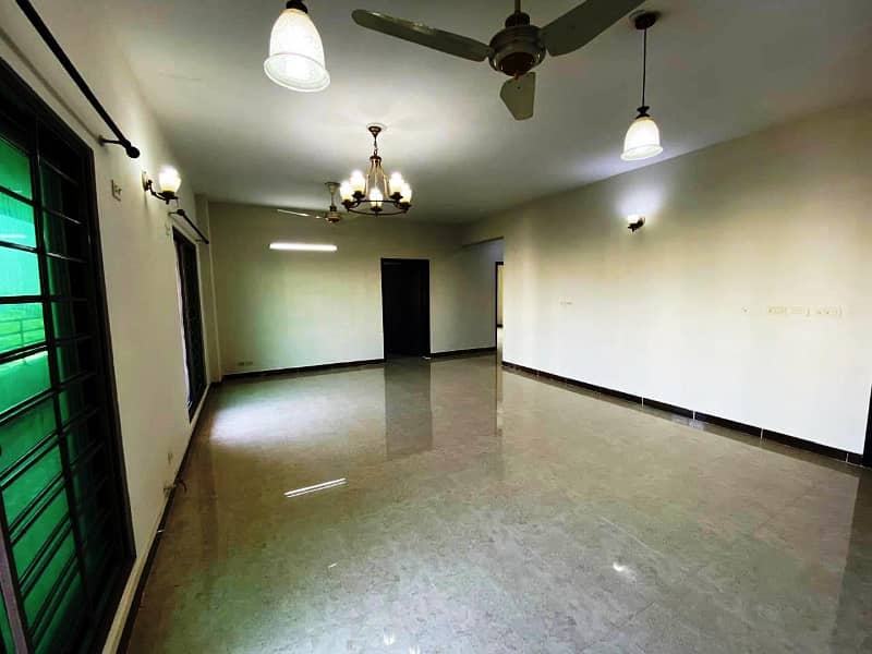 Exclusive Open View Near Mosque & Park 3rd Floor Apartment For Sale In Prime Location Call Now! 3