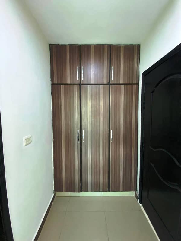 Exclusive Open View Near Mosque & Park 3rd Floor Apartment For Sale In Prime Location Call Now! 10