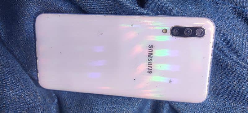 Samsung a50 good condition 4/128 1