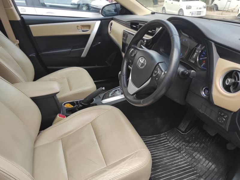 Toyota Altis Grande 2018 9