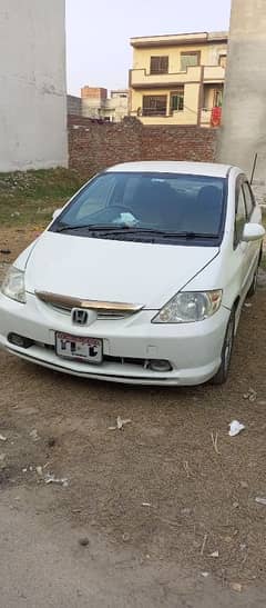 Honda City Automatic Vario 2004 Karachi Num 16/18 Average