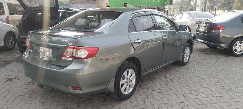 Toyota Corolla GLI 2012 4