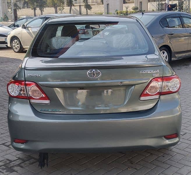 Toyota Corolla GLI 2012 6