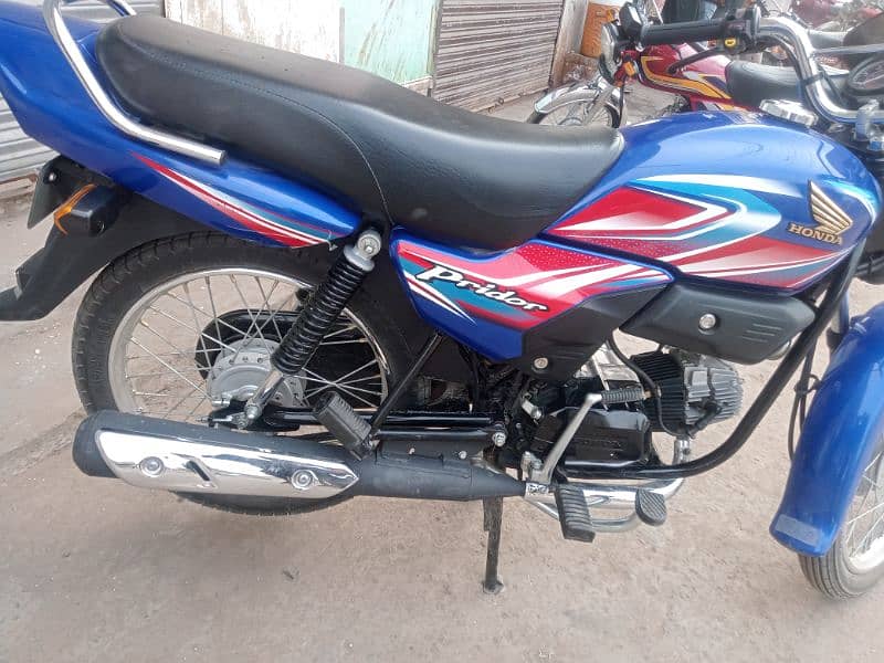 Honda prider 6