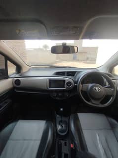 Toyota Vitz 2011